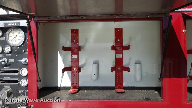 image for item DC0543 1985 Pierce Quint ladder fire truck