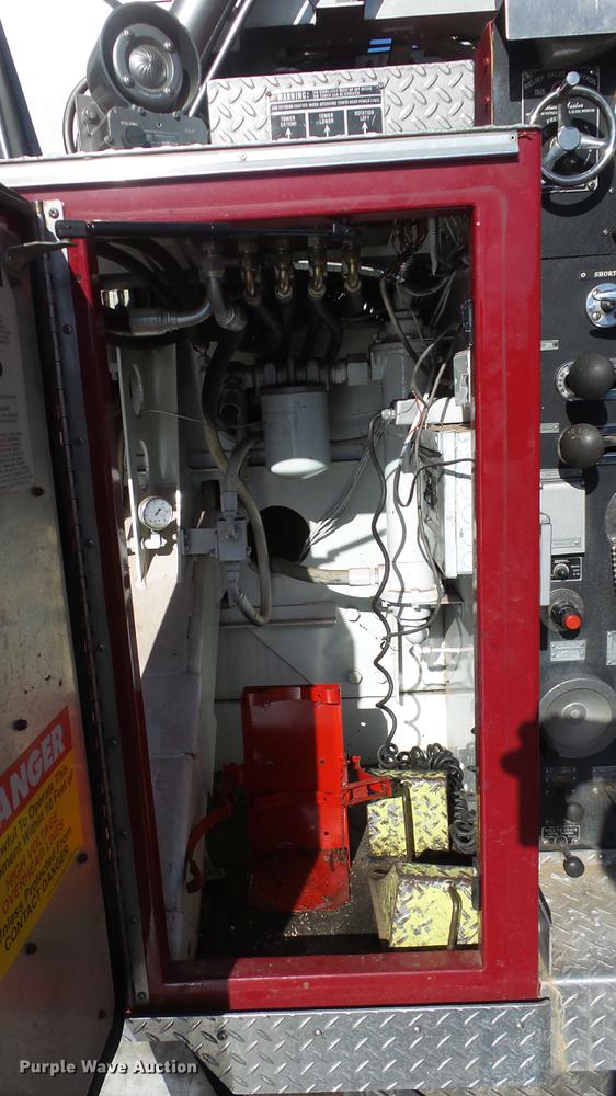 image for item DC0543 1985 Pierce Quint ladder fire truck