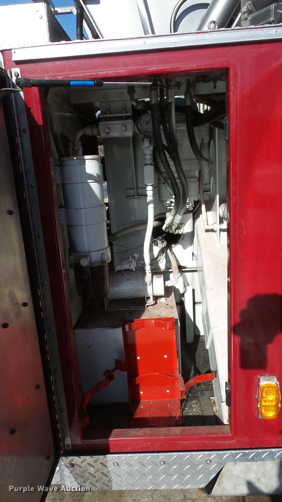 image for item DC0543 1985 Pierce Quint ladder fire truck