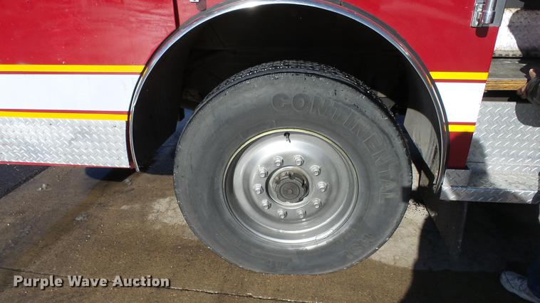 image for item DC0543 1985 Pierce Quint ladder fire truck