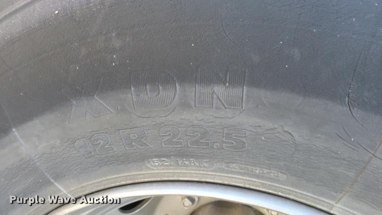 image for item DC0543 1985 Pierce Quint ladder fire truck