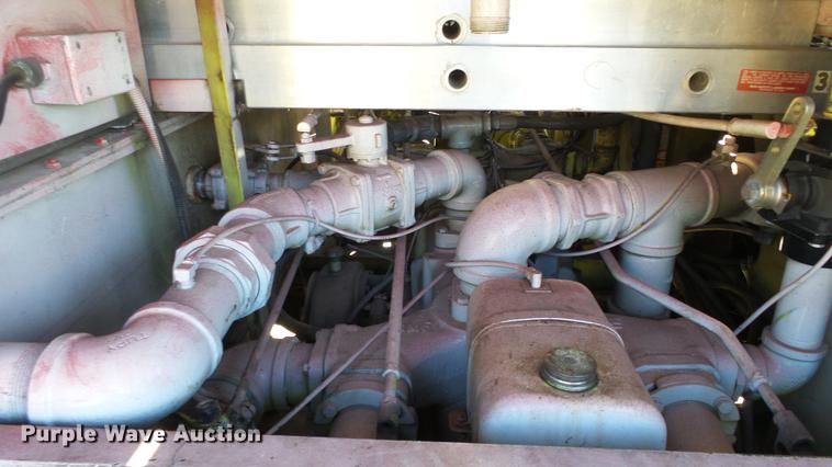 image for item DC0543 1985 Pierce Quint ladder fire truck