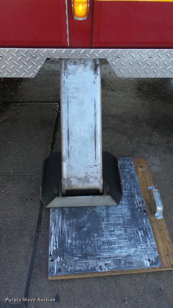 image for item DC0543 1985 Pierce Quint ladder fire truck