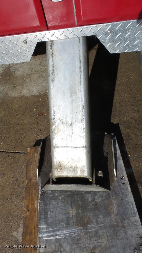 image for item DC0543 1985 Pierce Quint ladder fire truck