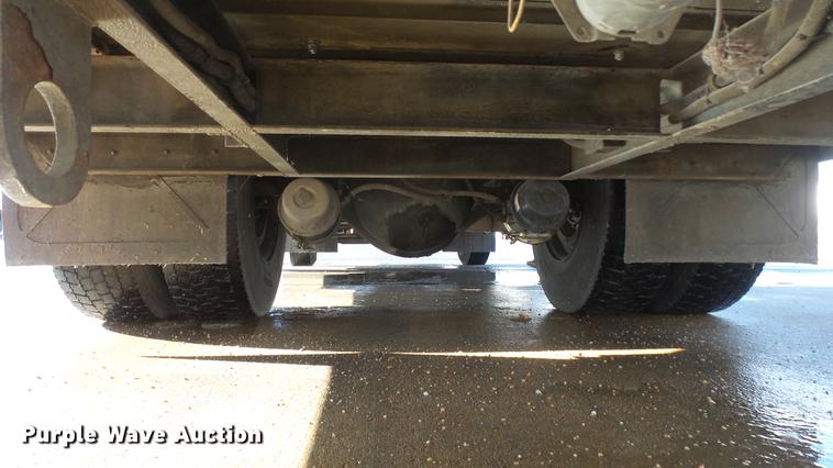 image for item DC0543 1985 Pierce Quint ladder fire truck