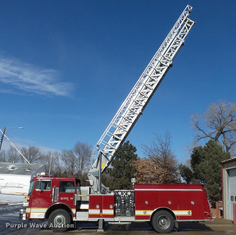 image for item DC0543 1985 Pierce Quint ladder fire truck