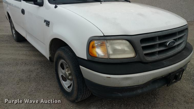 image for item DC0838 2000 Ford F150 pickup truck