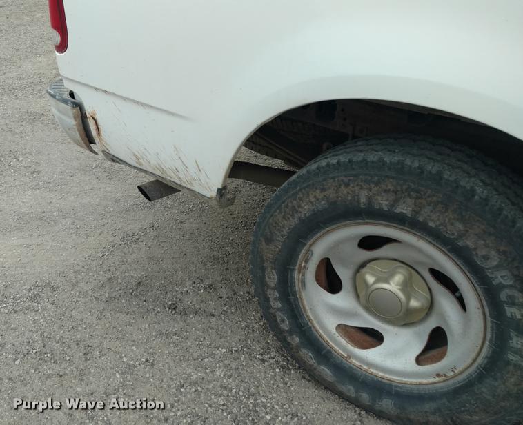 image for item DC0838 2000 Ford F150 pickup truck