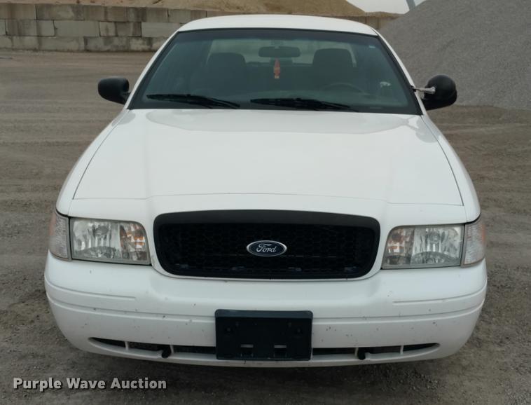 image for item DC0840 2011 Ford Crown Victoria Police Interceptor