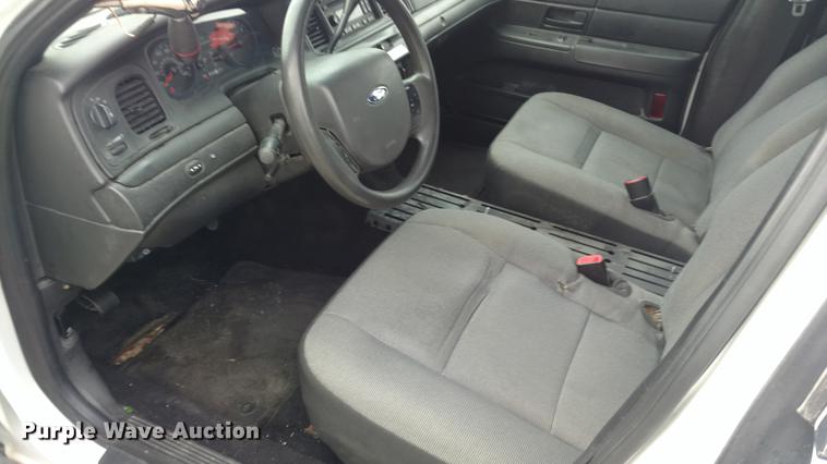 image for item DC0840 2011 Ford Crown Victoria Police Interceptor