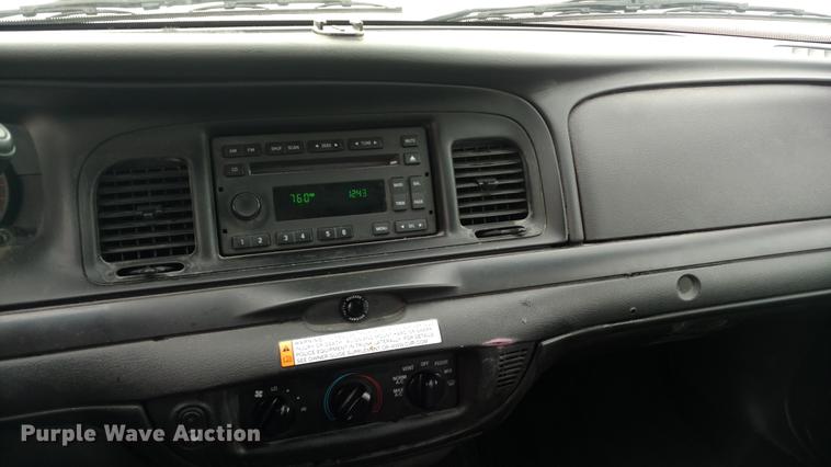 image for item DC0840 2011 Ford Crown Victoria Police Interceptor