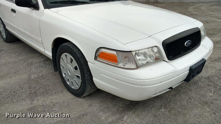 image for item DC0840 2011 Ford Crown Victoria Police Interceptor