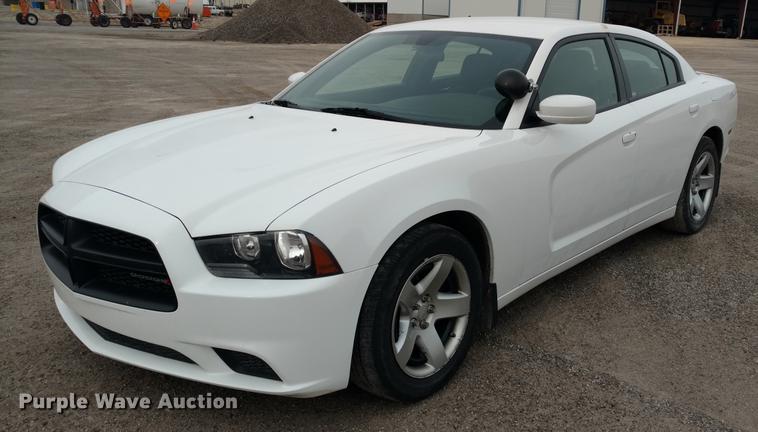image for item DC0841 2013 Dodge Charger Police