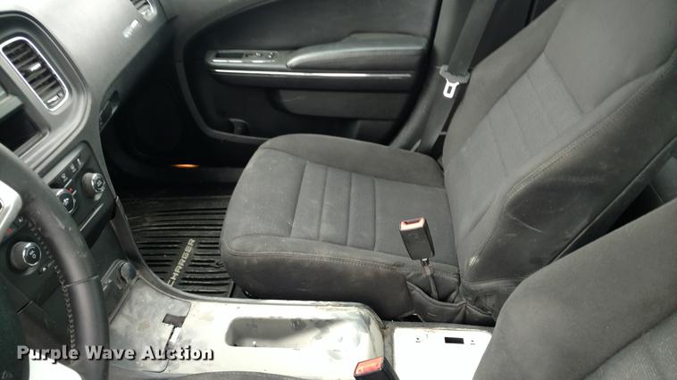 image for item DC0841 2013 Dodge Charger Police