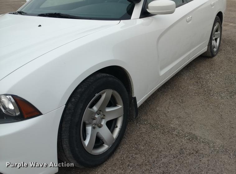 image for item DC0841 2013 Dodge Charger Police