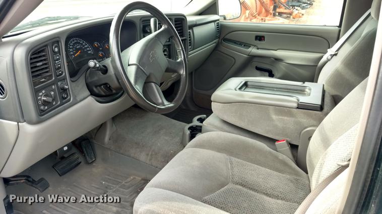 image for item DC0845 2004 Chevrolet Tahoe SUV