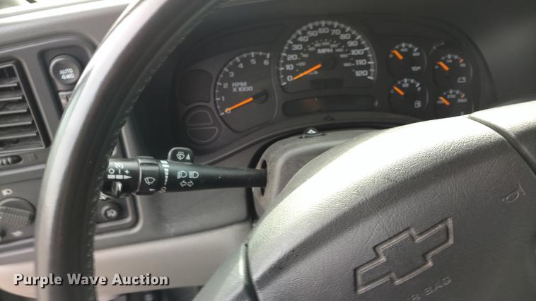 image for item DC0845 2004 Chevrolet Tahoe SUV