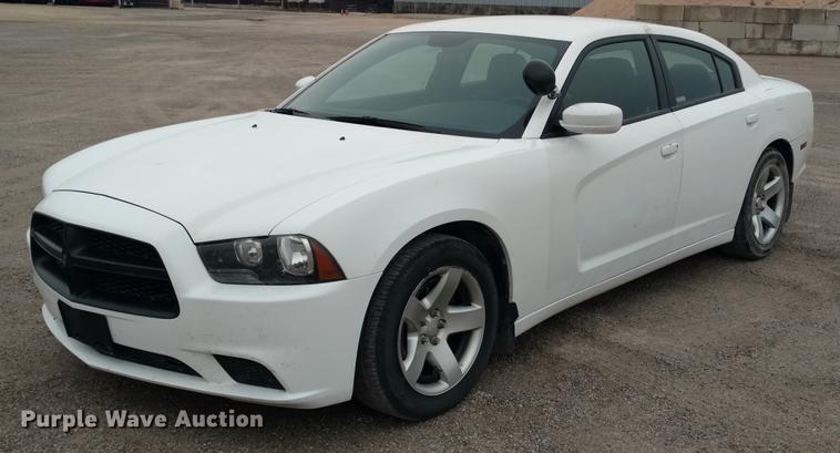 image for item DC0847 2013 Dodge Charger Police