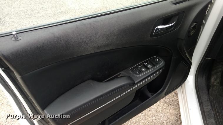 image for item DC0847 2013 Dodge Charger Police