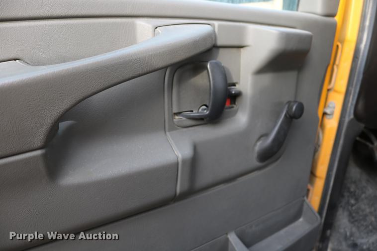 image for item DC3555 2010 Chevrolet Express G3500 Micro Bird school bus