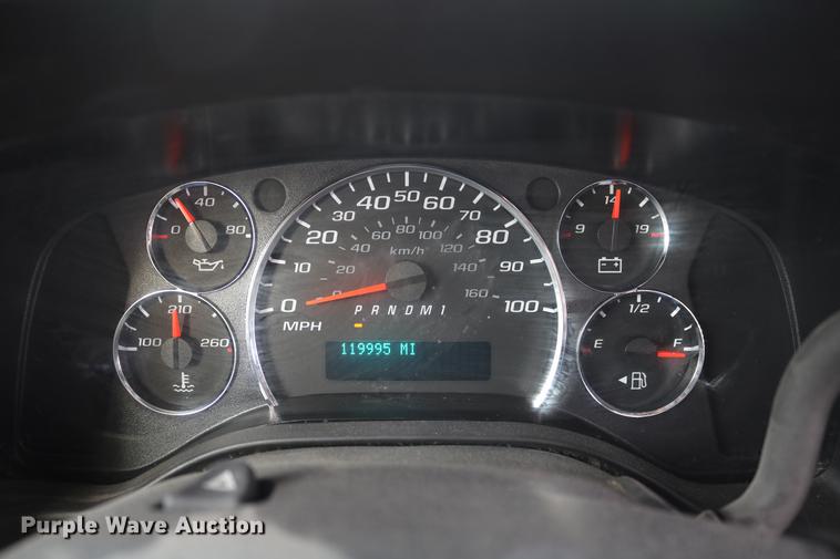 image for item DC3555 2010 Chevrolet Express G3500 Micro Bird school bus