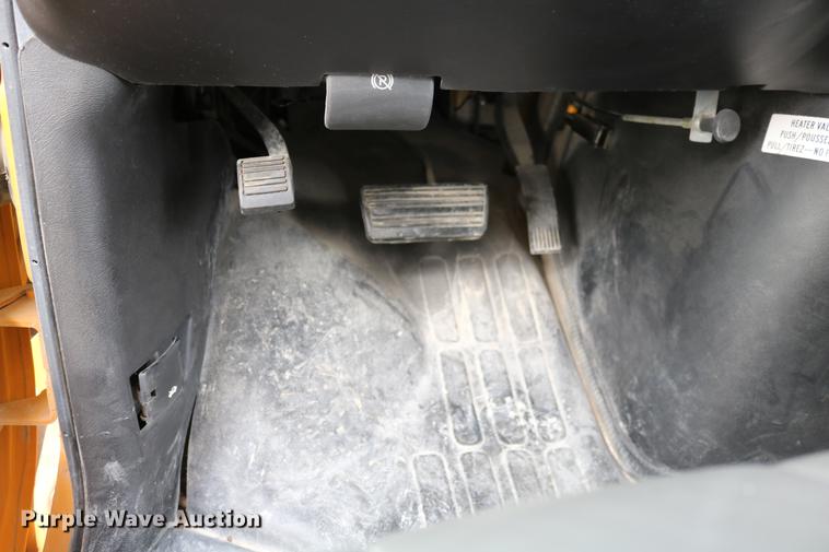 image for item DC3555 2010 Chevrolet Express G3500 Micro Bird school bus