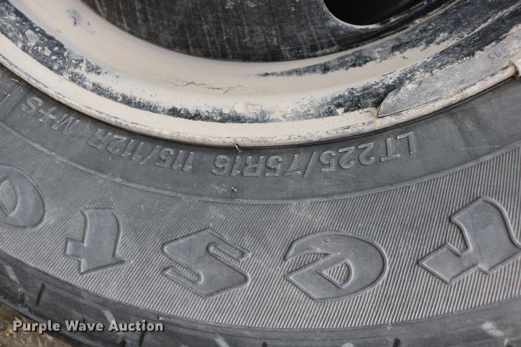 image for item DC3555 2010 Chevrolet Express G3500 Micro Bird school bus