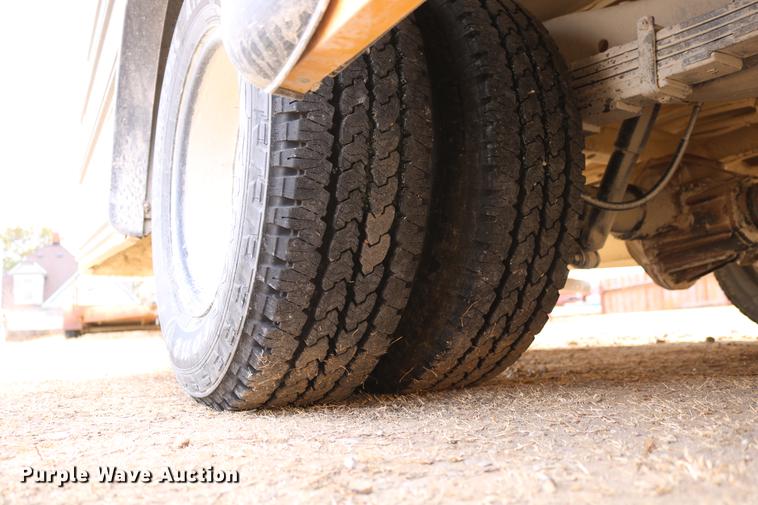 image for item DC3555 2010 Chevrolet Express G3500 Micro Bird school bus