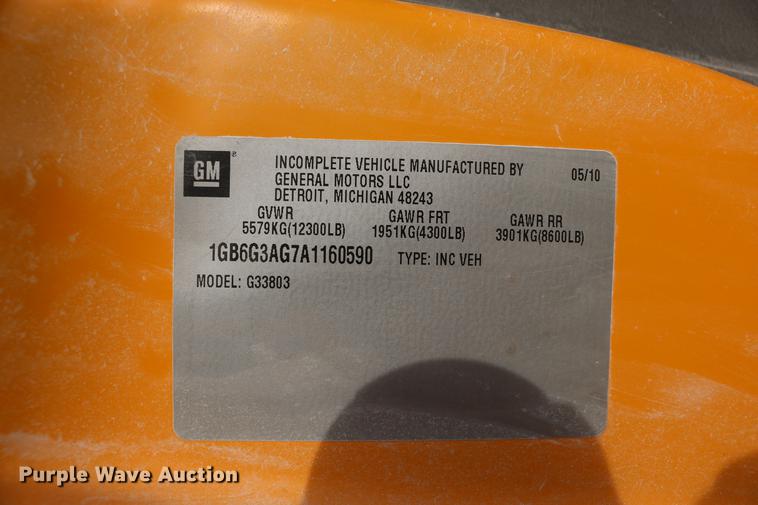 image for item DC3555 2010 Chevrolet Express G3500 Micro Bird school bus