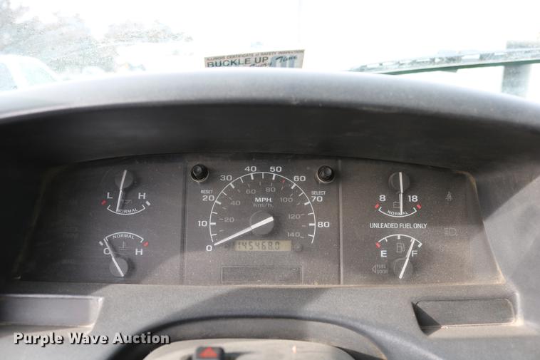 image for item DC3558 1993 Ford F350 Super Duty bucket truck