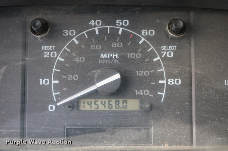 image for item DC3558 1993 Ford F350 Super Duty bucket truck