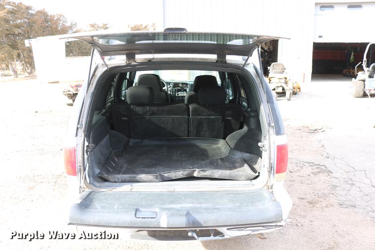 image for item DC3559 2003 Chevrolet Blazer SUV