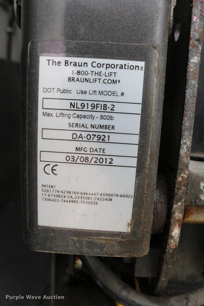 image for item DC3561 2012 Ford E450 shuttle bus