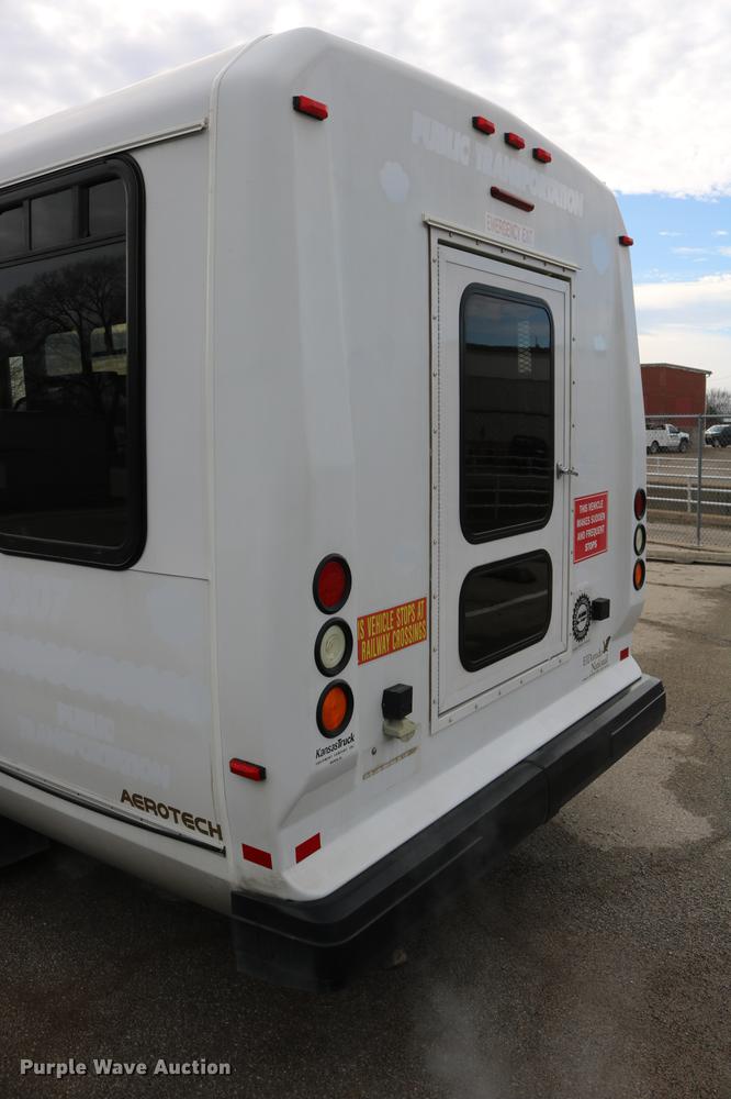 image for item DC3561 2012 Ford E450 shuttle bus