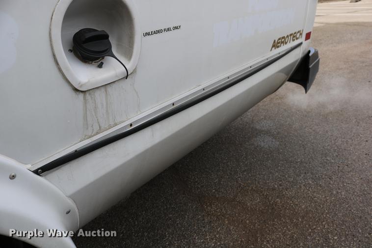 image for item DC3561 2012 Ford E450 shuttle bus