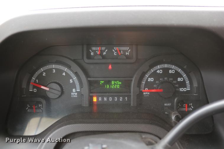 image for item DC3562 2012 Ford E450 shuttle bus