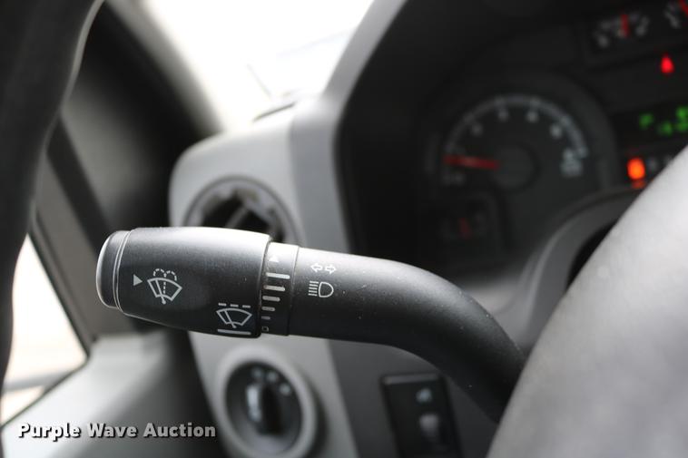 image for item DC3562 2012 Ford E450 shuttle bus