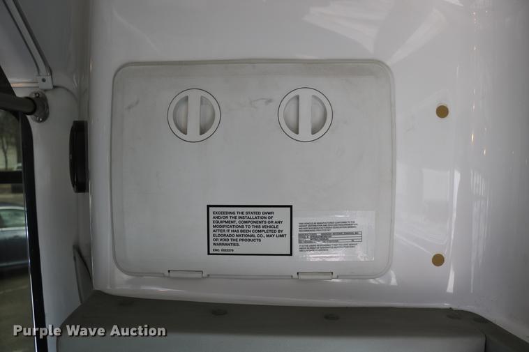 image for item DC3562 2012 Ford E450 shuttle bus