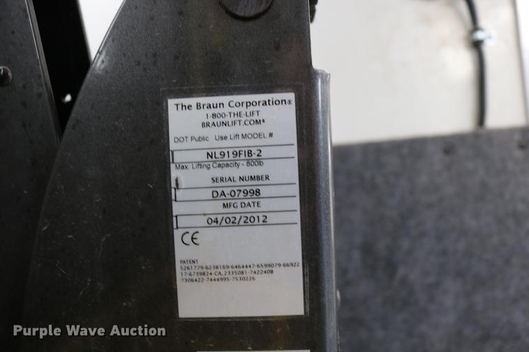 image for item DC3562 2012 Ford E450 shuttle bus