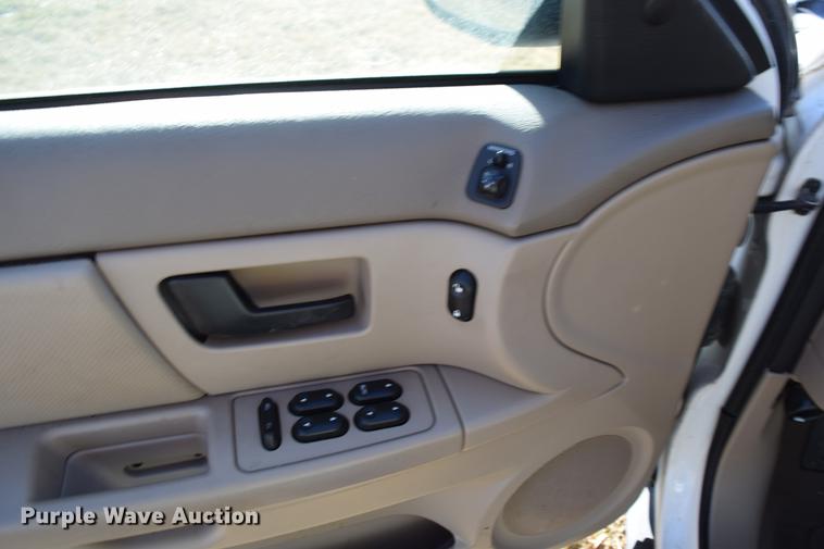 image for item DC3565 2007 Ford Taurus SE