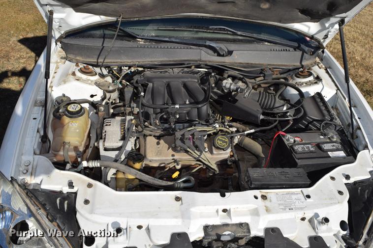 image for item DC3565 2007 Ford Taurus SE