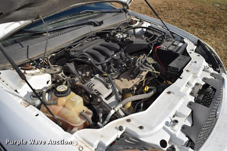 image for item DC3565 2007 Ford Taurus SE