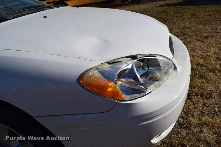 image for item DC3565 2007 Ford Taurus SE