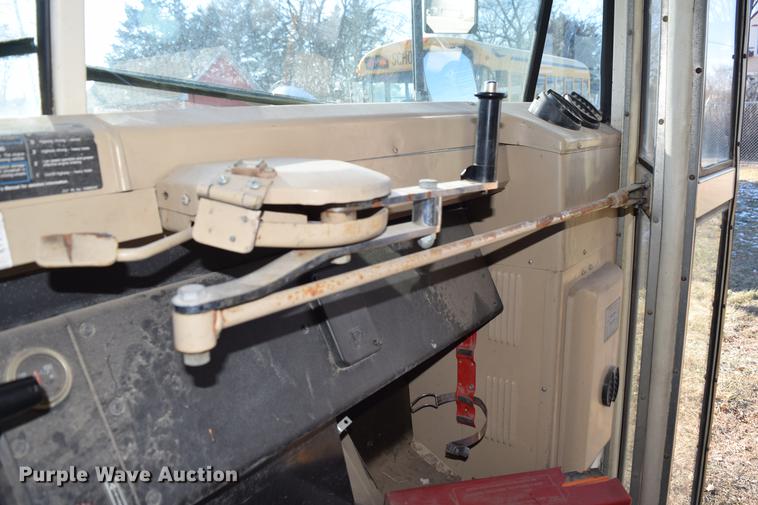 image for item DC3566 1995 Chevrolet Blue Bird school bus