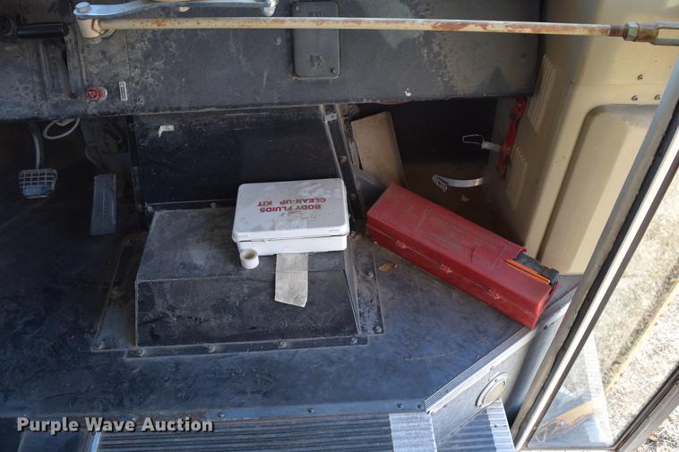 image for item DC3566 1995 Chevrolet Blue Bird school bus