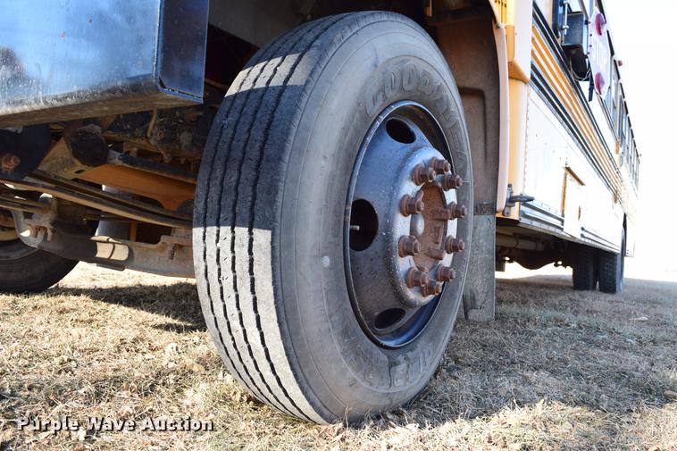 image for item DC3566 1995 Chevrolet Blue Bird school bus