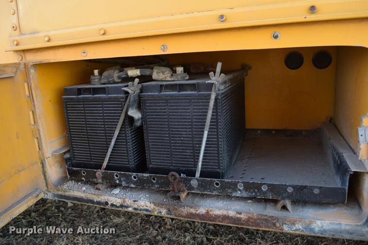 image for item DC3566 1995 Chevrolet Blue Bird school bus