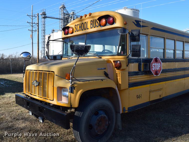 image for item DC3566 1995 Chevrolet Blue Bird school bus