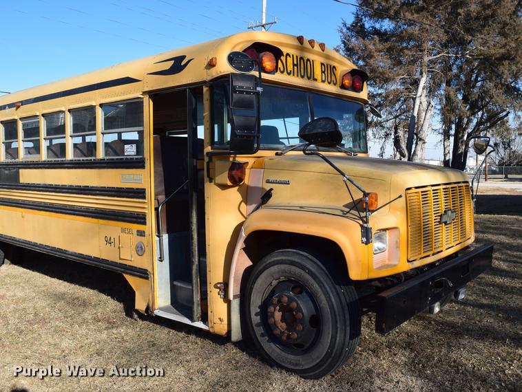 image for item DC3566 1995 Chevrolet Blue Bird school bus