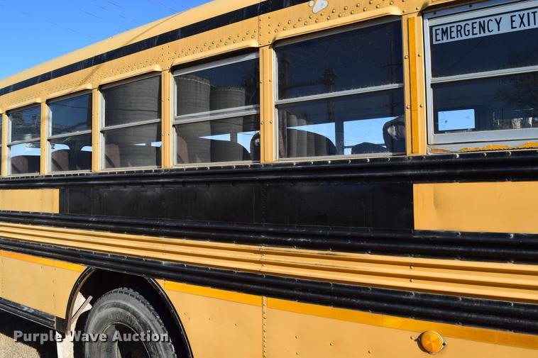 image for item DC3566 1995 Chevrolet Blue Bird school bus